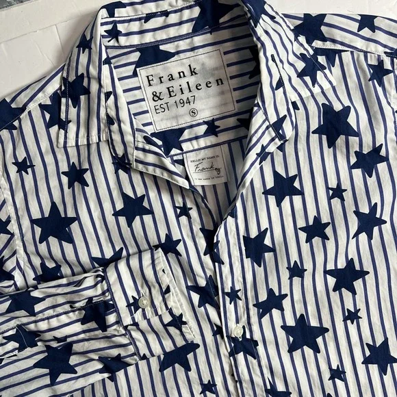 Frank & Eileen Women's Shirt Size Small Stars & Stripes Blue Long Sleeve - Picture 1 of 7